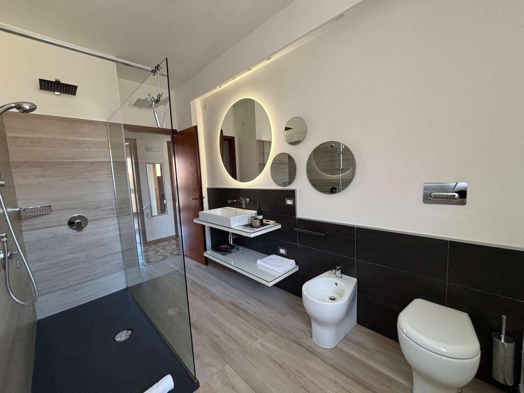 דירות צ'פאלו Archimede Lounge מראה חיצוני תמונה